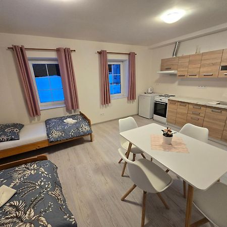 Apartmany Almond هاراشوف المظهر الخارجي الصورة