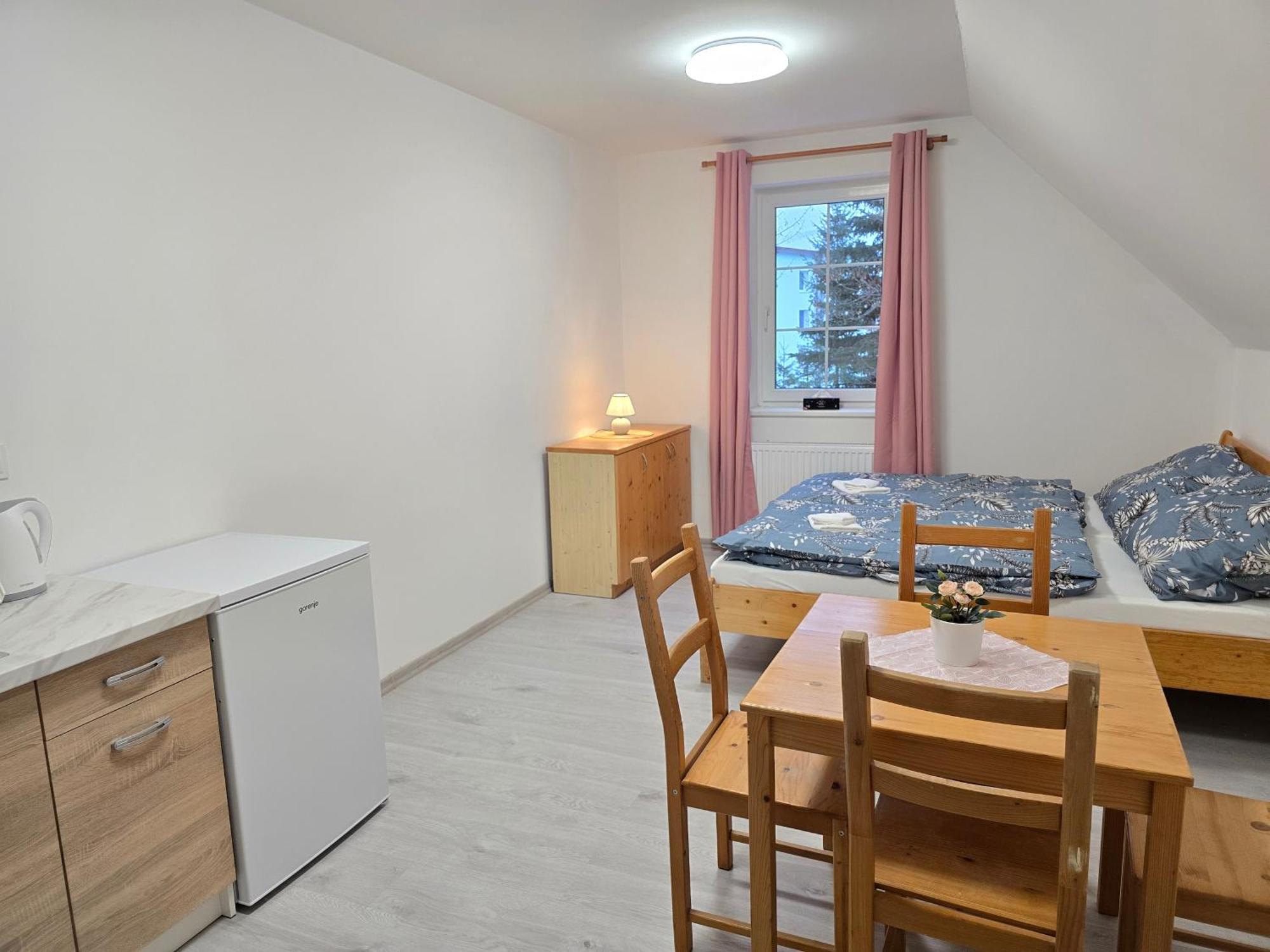 Apartmany Almond هاراشوف المظهر الخارجي الصورة